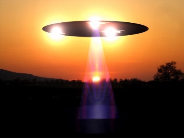 Craziest Stories of UFO Encounters - The Rendlesham Forest Encounter
